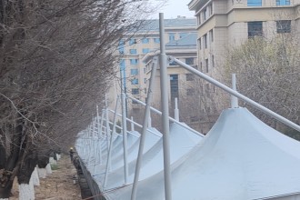 昌吉張拉膜車棚項目